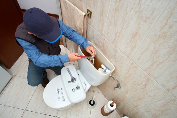 Best Shower Repair Services  in Waunakee, WI